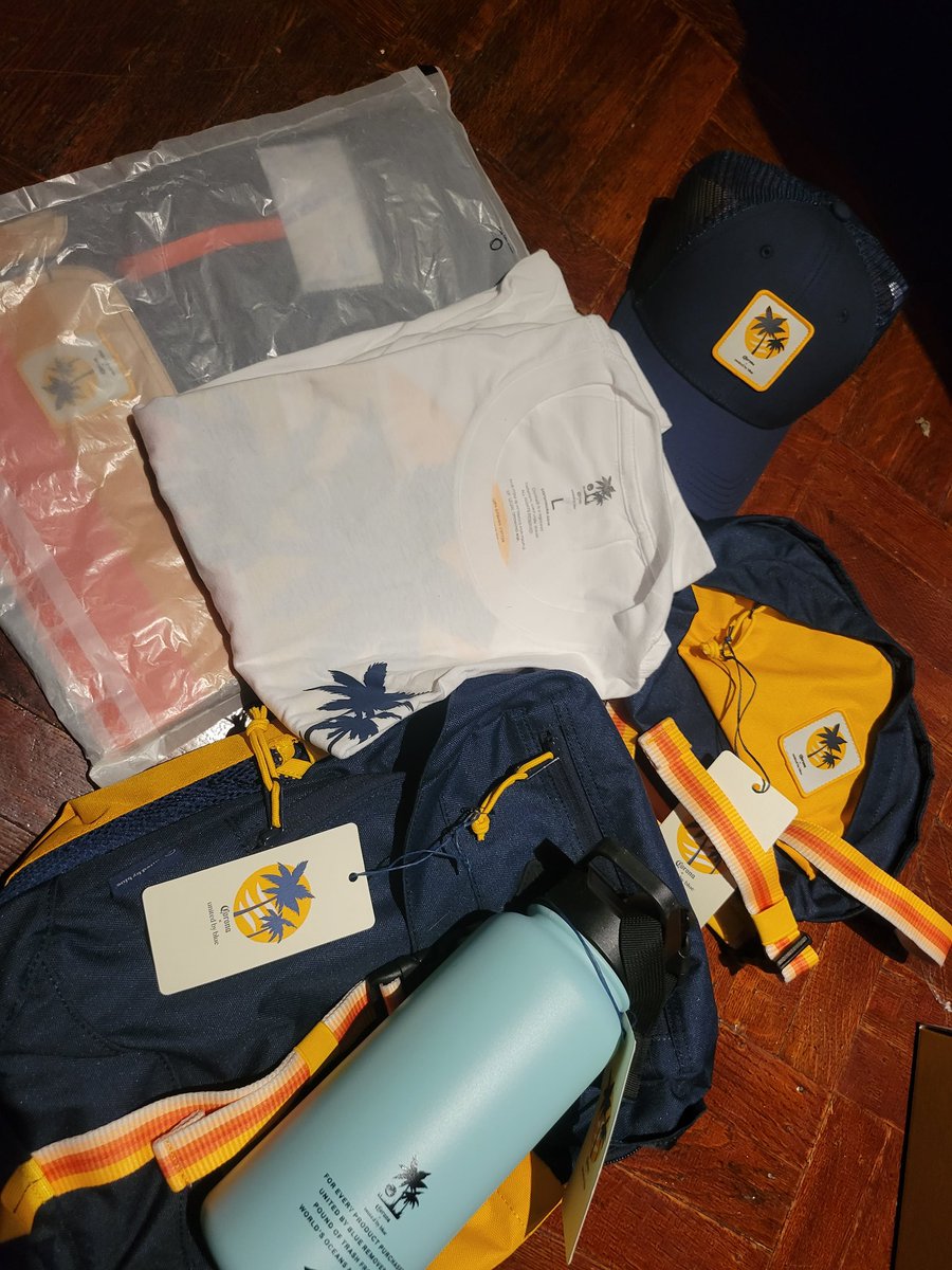 nomisro85's tweet photo. Thank You @CoronaUSA @unitedbyblue for the #CoronaSummer Games gift. https://t.co/6Md5zPLvfO