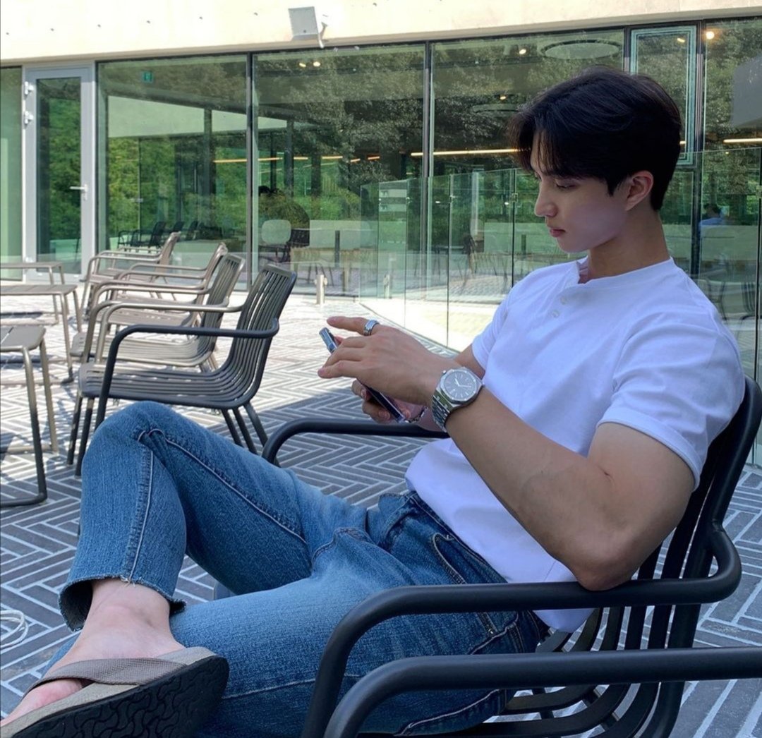 ㅤㅤㅤㅤㅤㅤㅤㅤㅤㅤㅤㅤㅤㅤㅤ

ㅤㅤㅤㅤㅤㅤㅤ旅行 – – 12th of oct.
ㅤㅤㅤㅤㅤㅤsitting on the rooftop, then
ㅤㅤㅤㅤㅤㅤgot lost in the view. 
ㅤㅤㅤㅤㅤㅤㅤ
ㅤㅤㅤ