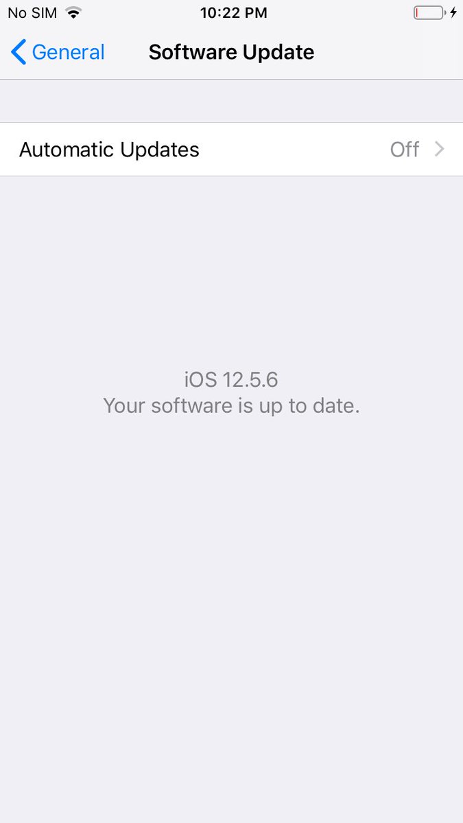 CompactorJoe's tweet image. Apples newest software that isn’t buggy