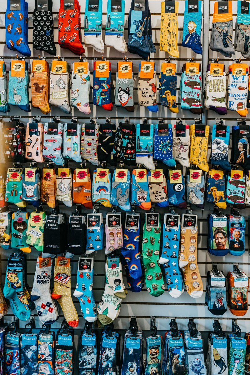 STRONGLY disagree. 🧦

urbangeneralstore.com/collections/fe…