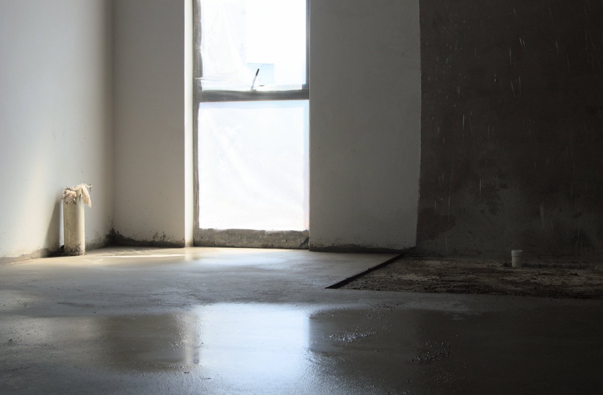 EstateWindspur's tweet photo. Floors, Windows and a fireplace...making a home! Get a fresh new start at Windspur. #windspur #windspurestate #nottinghamroad #midlandsmeander #plotandplanContact : Ian Dickson | Property Developer E | ianspico@gmail.com 
M | +27 (0)79 527 1344 https://t.co/nx1yNiGwCA