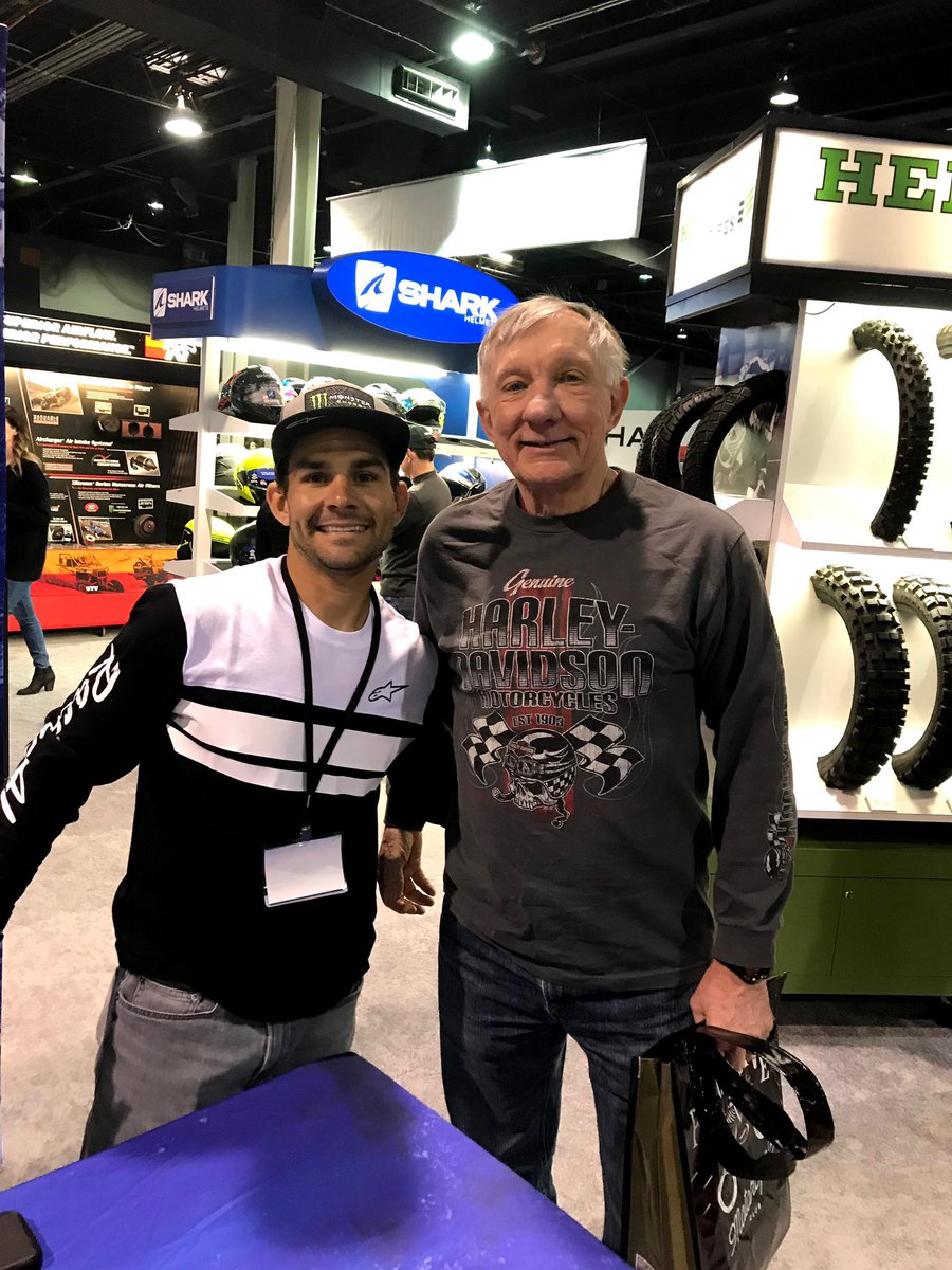 bmatchefts's tweet photo. @CW1Miles @AmericanFlatTrk @JMees1 This was at the Chicago Motorcycle Show in 2020. Good luck Jared! https://t.co/P9NGhBdo2h