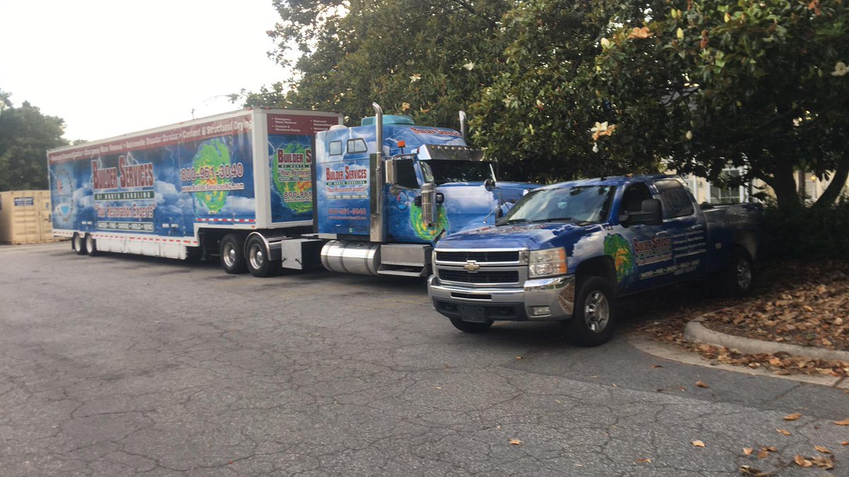 builderservnc's tweet photo. If you were impacted by Hurricane Ian, let us ease the pain and stress. We have the equipment and people to help you get back to normal in no time! Night or day, we can respond instantly! Give us a call today!

Contact us 24/7/365 at (800) 961-3040

#HurricaneIanrecovery #ian https://t.co/zG7i9bZxRW