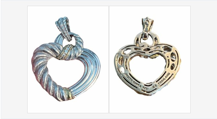 Signed Judith Ripka Sterling Silver CZ Heart Hinged Necklace Pendant | eBay #vintagejewelry #vintagecostumejewelry #costumejewelry #jewelry #vintagejewelry #estatejewelry #pendant #vintagependant #signedpendant #sterlingsilver #judithripka #925 #heart ebay.com/itm/1254534773…