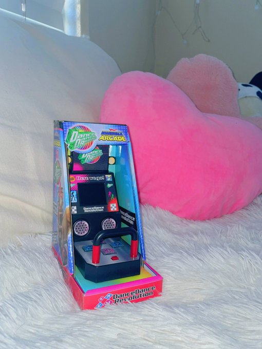 I finally have a DDR machine ✨ https://t.co/Axk7gGCWFe