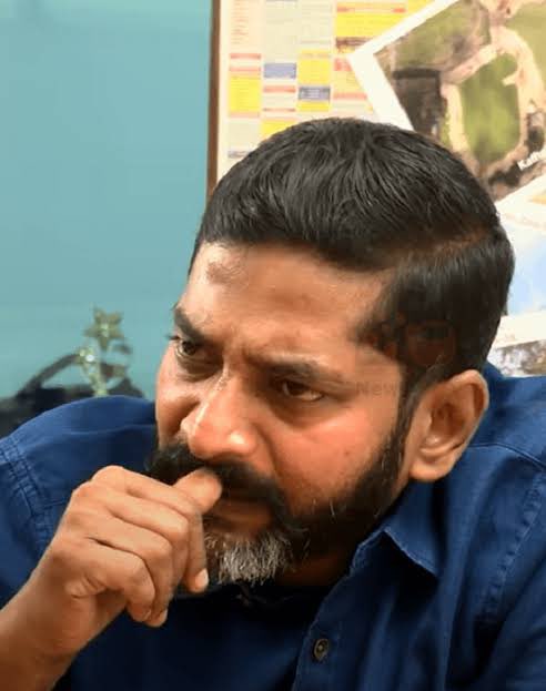 GypsyLeo07's tweet photo. #istandwithsavukkusankar இந்த அநீதியான சிறை தண்டனையில் இருந்து தப்பிக்க@Veera284 பல வழிகள் இருந்தது.மன்னிப்பு கேட்டிருக்கலாம் அட்மின் என்று எஸ்கேப் ஆகியிருக்கலாம்.அதிகார வர்க்கமும் அதைத்தான் எதிர்பாத்தது.ஆனால் அறத்தின் வழியில் வீறுகொண்டு பகத்சிங் போல் 🔥💪🏾 https://t.co/3W5IVvnK3I