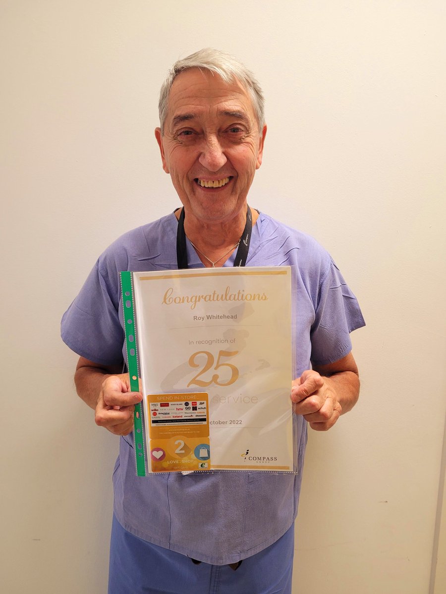 Meet Roy, our Mortuary domestic assistant who has just been presented with his 25 year service award. Every morning without fail he makes me a cup of tea. He brightens up the most gloomy of days with his cheery smile. Well done Roy! 👏🏼 ⭐️🥰