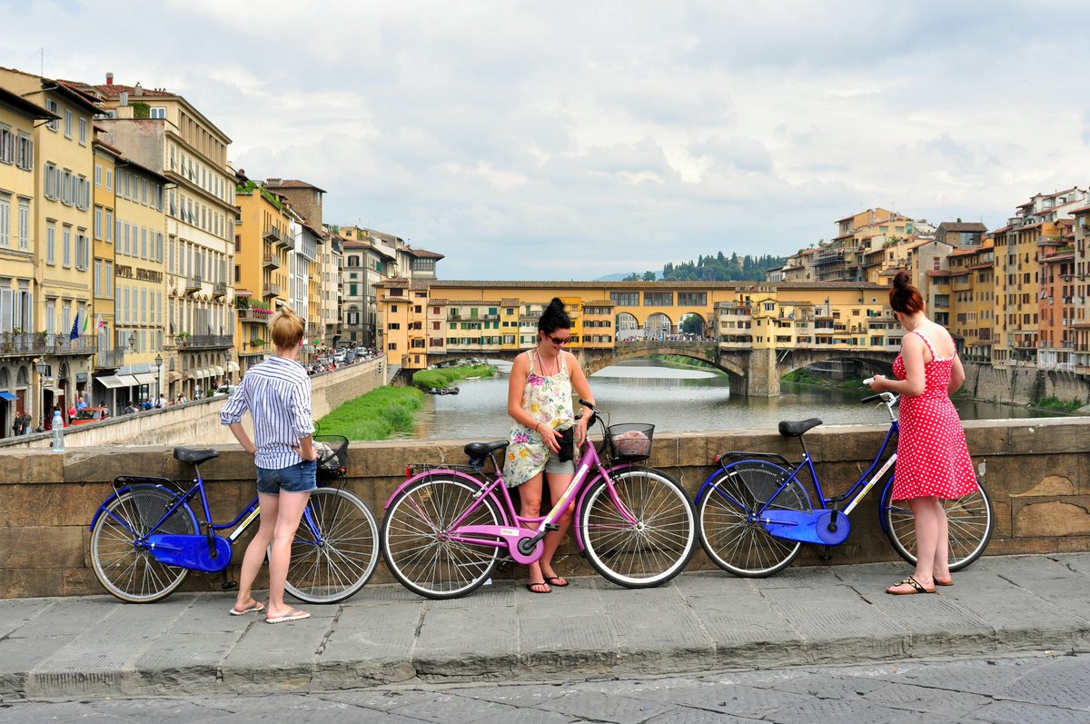 UNWTO's tweet photo. How has the pandemic changed traveller trends?

Sustainability, authenticity and local experiences. 

Travelers believe in the importance of creating a positive impact on local communities, increasingly searching for authenticity. https://t.co/TxgdZDannJ