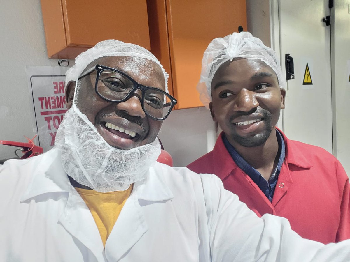 How awesome it was meeting Nhlanhla. He has been with #KASAfrica for over 5 years now #IndustryVisit <a href="/edu_vos/">Eduvos</a>