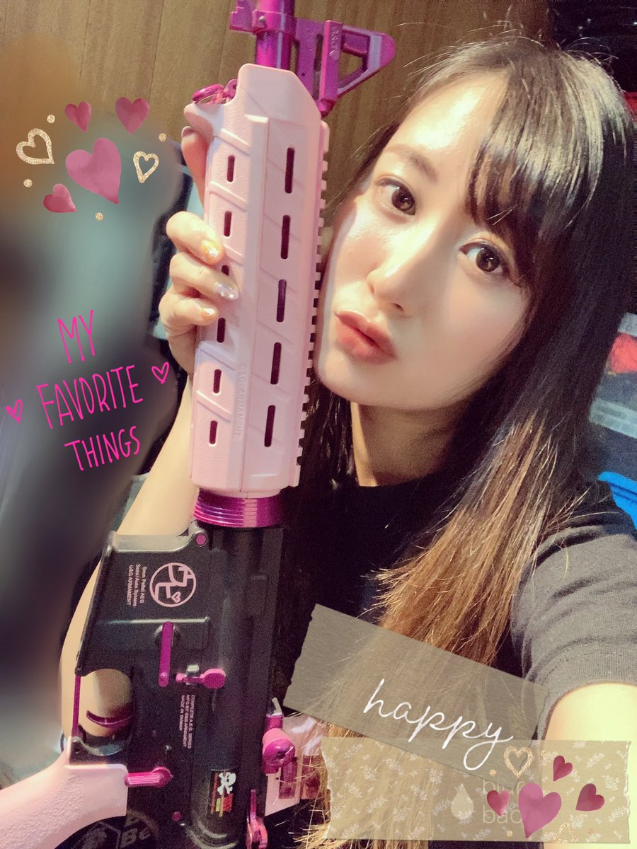 1226misano's tweet photo. 10/15のG&G Lovers Revenge の時、どの銃使うか悩む🧡🧡🧡
悩むのも楽しいんですけどね🤭💕
皆さんは何の銃持って行きますかーーーっ?🥰✨
ワクワクですねっ💋
#GGarmament
#CM16UpiMod0
#DeathMachineMark2
#CMF16K
#MXC9
#ウピウピ隊
#サバゲー女子 https://t.co/3gaSkPAub4