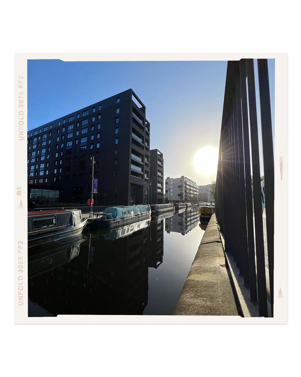 MCRLifeUK's tweet photo. #ancoats and #newislington recently πΈ:
@manc_wanderer looks like autumn to me β
π₯ Itβs cosy whiskey season at the @ec_ancoats
@daddy.dog.care another perspective of CFW π π¦
ππ₯@dimitrios.varthalitis π₯π
#repostcontent #ancoatsmcr #autumnphotography https://t.co/hvvjeLksul