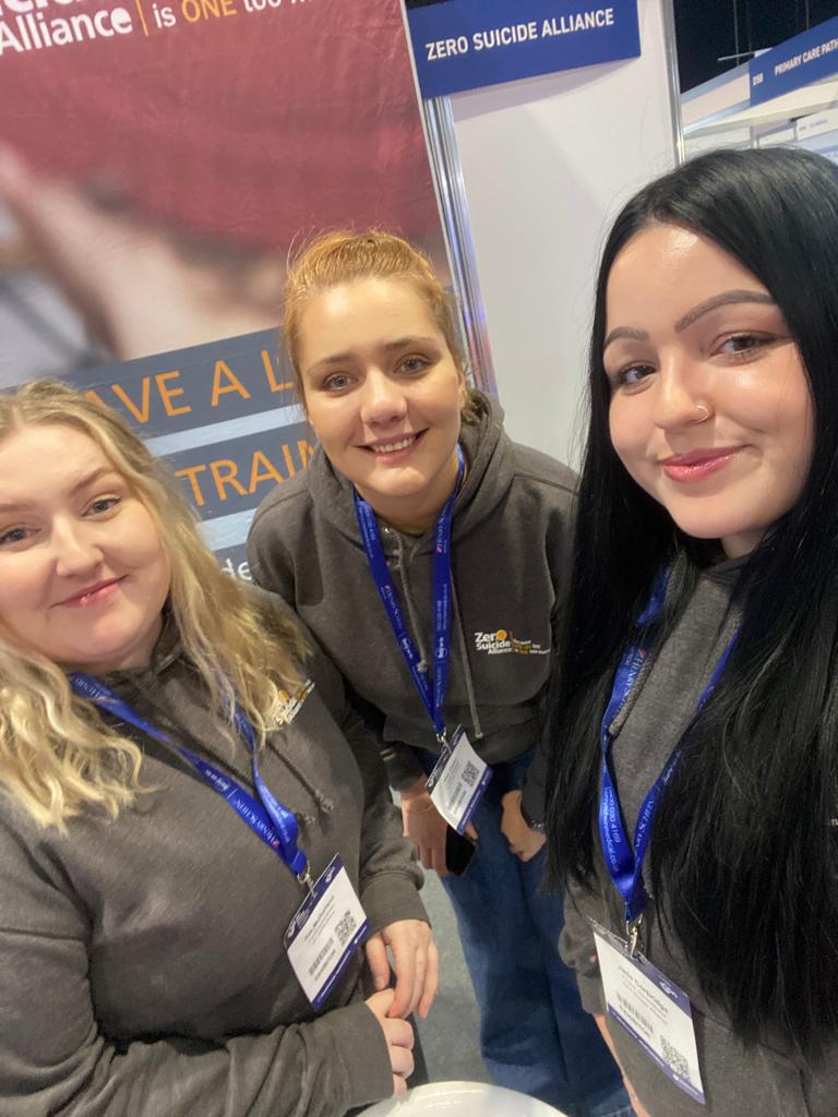 Zer0Suicide's tweet photo. We're exhibiting at the @BestPracticeUK show at #Birmingham #NEC today to help spread the word about our FREE online #SuicideAwareness training and resources 💛

If you're attending, make sure you come and say hello to us on stand D65 👋

#BestPracticeShow https://t.co/GPwcVQ4WMf