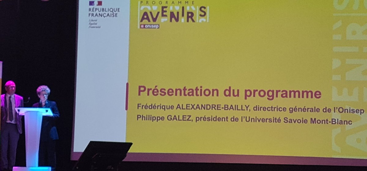 Ç'est parti ! Le 1er Comité d'Orientation Stratégique du programme AVENIR(s) est lancé #COSAVENIRs #France2030  Après le discours de notre ministre #ESR et celui de la ministre déléguée du MTPI, la DG <a href="/Onisep/">Onisep</a> et le Président de <a href="/Univ_Savoie/">UnivSavoieMontBlanc</a> présente le programme #Orientation #APC