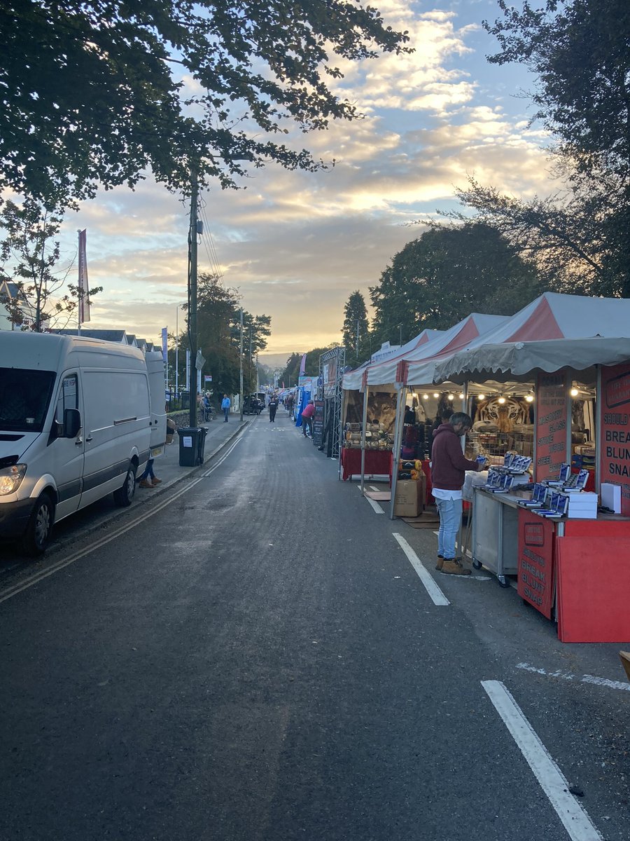 Tavistock Goose Fair up and running. Great atmosphere😎👍