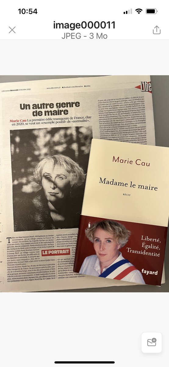 Cathbourgey's tweet image. 📚Très beau portrait de @Cau_Marie_ dans @libe .
Merci @FlorianBardou🙏🏻