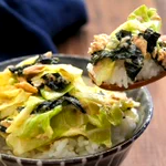 ご飯が進む&おつまみにも最高？!電子レンジで作れる簡単「キャベツ」レシピ!