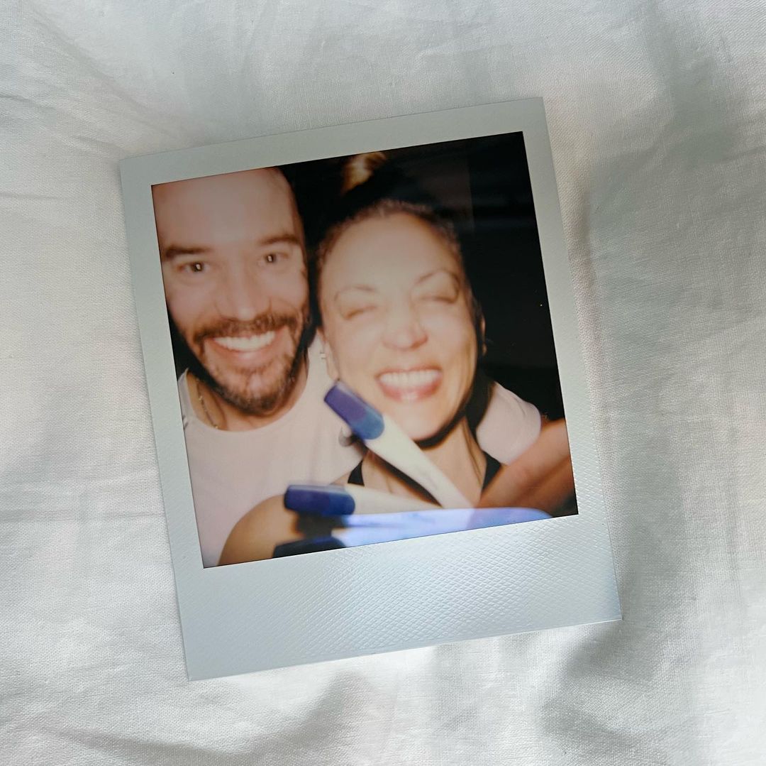 OfficialPLT's tweet photo. The Big Bang Theory star, Kaley Cuoco is expecting her first child 💖🕊️ https://t.co/11wbEvoe0q