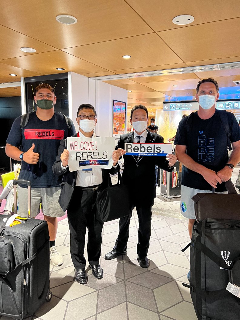 MelbourneRebels's tweet photo. 🇯🇵 Touch down in Osaka

After three long years, it was great to travel back to Japan, re-connect with the local culture &amp; meet our friends the Kintetsu Liners, who have provided us with outstanding support since our market leading partnership in 2019. https://t.co/r2AXyTCFJj