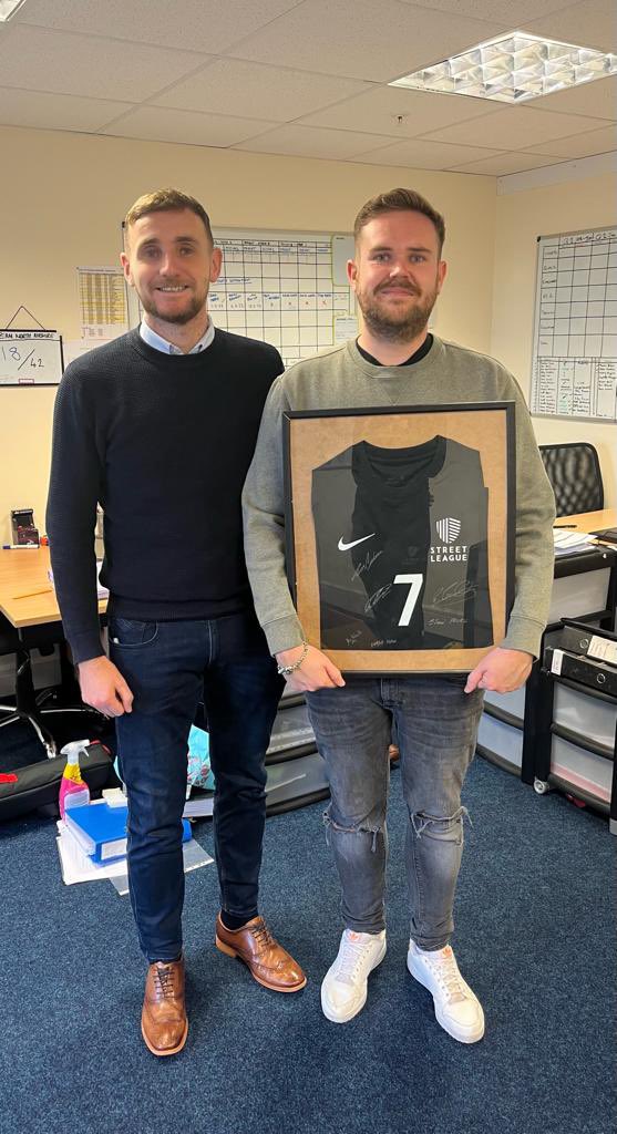RossG_SL's tweet photo. After 7.5 years everyone at @SL_Ayrshire would like to wish Andrew Smith all the best on his new job. Well over 200 young people supported over his time into employment, college and training 👏🏻@StreetLeagueUK https://t.co/VYN9n4JY2q