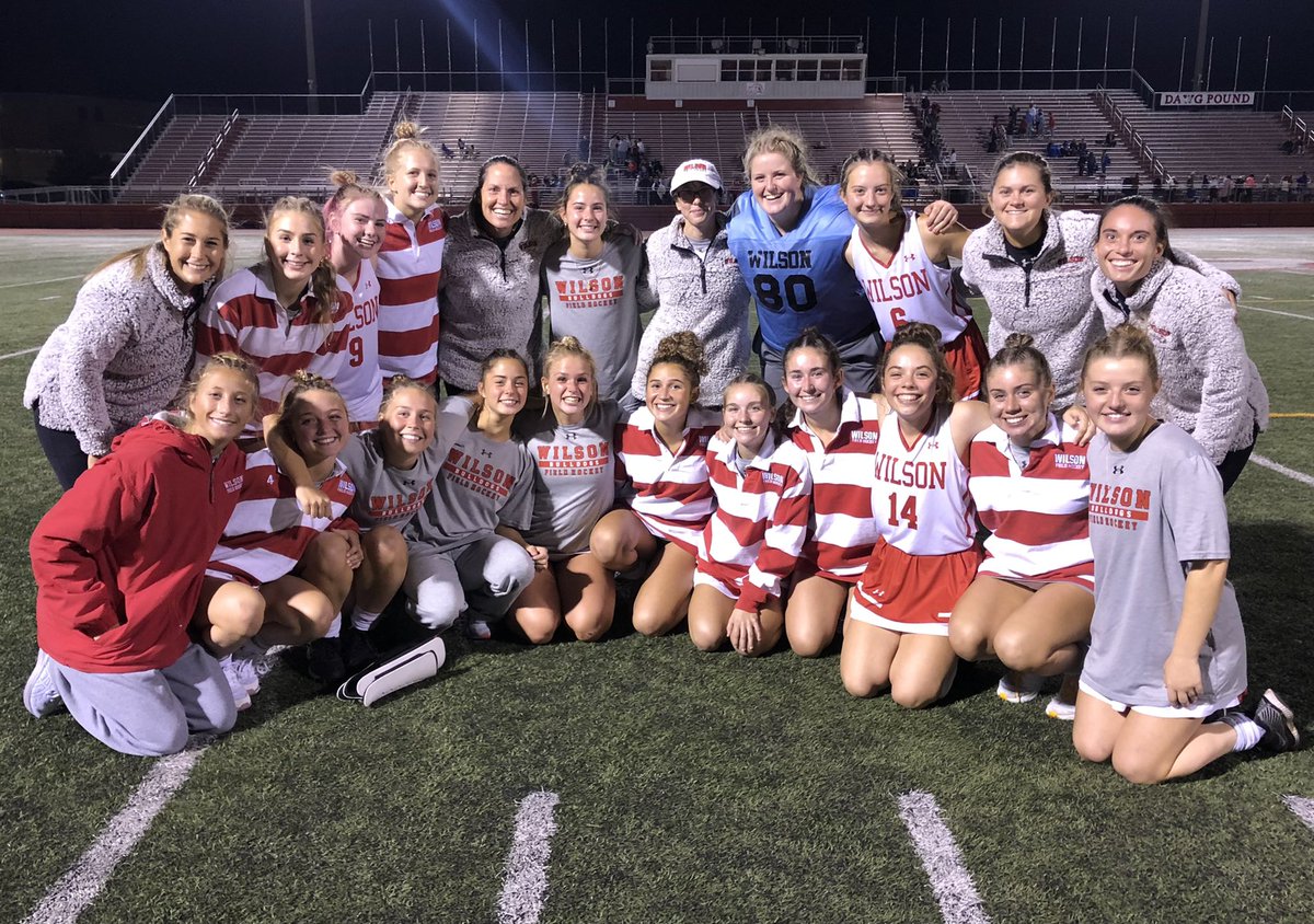 kimberu13's tweet photo. So much love for these 17 @wilson_fh_  seniors! These ladies have a bright future ahead of them. So thankful to be a small part of their journey. @WilsonSchlDist #seniors https://t.co/7iBZOnXlgS