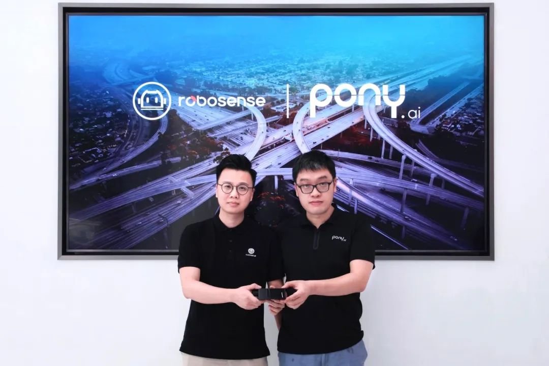 Gasgoo_com's tweet photo. China’s autonomous driving solution provider, https://t.co/XGKdawEbfI, announced on October 12 its strategic cooperation with LiDAR supplier RoboSense for autonomous driving, smart transportation. @PonyAI_tech @robosense 
https://t.co/QsY2Md1UOP https://t.co/DNxhjfNa8R