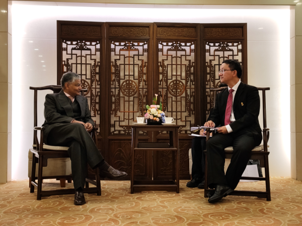 PBSC_Beijing's tweet photo. More than 1,300 #Indian students have received visas to return to #China to resume their courses, after waiting for over two years due to #COVID19 travel restrictions: Liu Jinsong, DG of the Deptt. of Asian Affairs, Chinese MFA updated India's Amb to China, Pradeep Rawat on Tues https://t.co/YqB0L56YTk