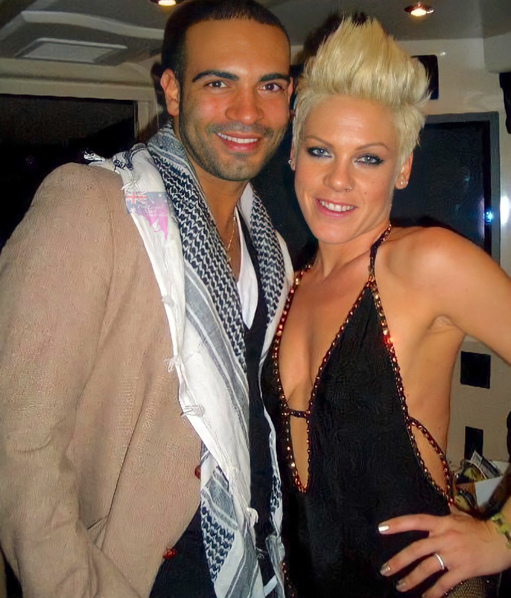 <a href="/Pink/">P!nk</a>💖<a href="/LeoMoctezuma/">Leo Moctezuma</a>❤️2006/2007 I’m Not Dead 💀 Tour
So many years ago🥺🇦🇺still both gorgeous as ever 🤘🏼🤩🥰😘