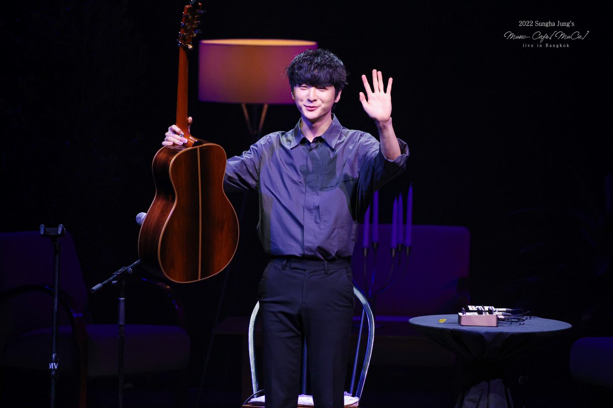 piccoloent's tweet photo. มีใครยังไม่ move on จาก M Theatre บ้างมั้ยคะ?? แอดนำภาพบรรยากาศ #SunghaMuCaLiveBKK มาฝากค่า🥰

#sunghajung #정성하 #guitarist #fingerstyle #TorSaksit #Pianist #Goranistudios #JinCorporation #PiccoloMusicEnt https://t.co/VcvWtwz7t6