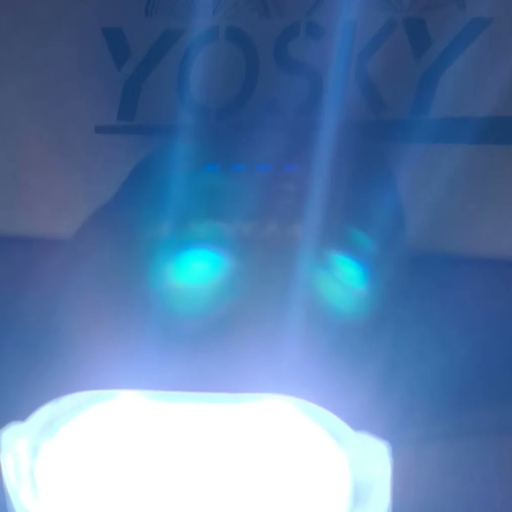 cadames83's tweet photo. Kit de luces de bicicleta inteligente de 1000 lúmenes
Está luz es muy brillante y potente
Me gustó bastante ya que tiene un sensor o una fotocelda que al momento de estar oscuro se enciende automáticamente
Son recargables con micro-usb

La recomiendo 
Link
https://t.co/cyaGAjZEZ5 https://t.co/8ORfRQgmNl