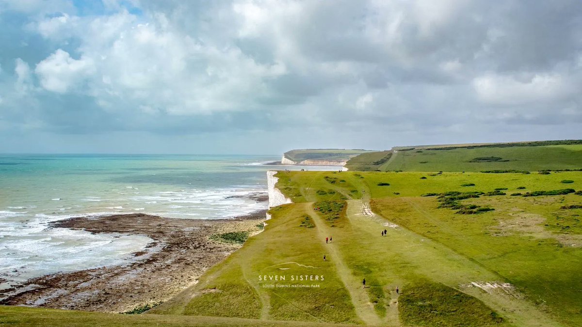 The wild Autumn weather has well and truly arrived. ⠀

Whilst we all love a bracing walk, cliff falls happen completely at random. ⠀
⠀
Please take care by staying well away from the edge and base. ⠀
⠀
📷 Lois Brewer⠀ 

#SevenSisters #BeCliffAware #SevenSistersCliffs