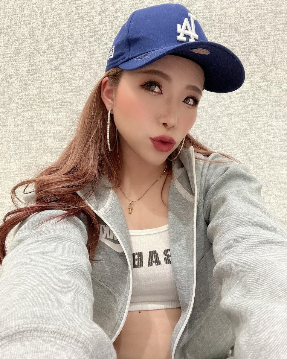 707Chinrena's tweet photo. 流行り乗っかってしまた🥹💙💙 https://t.co/vUuHVJH7b4
