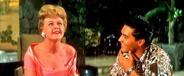Angela Lansbury playing Elvis’ mum in Blue Hawaii. She was 10 years older than him. Great actress! #cabotcove