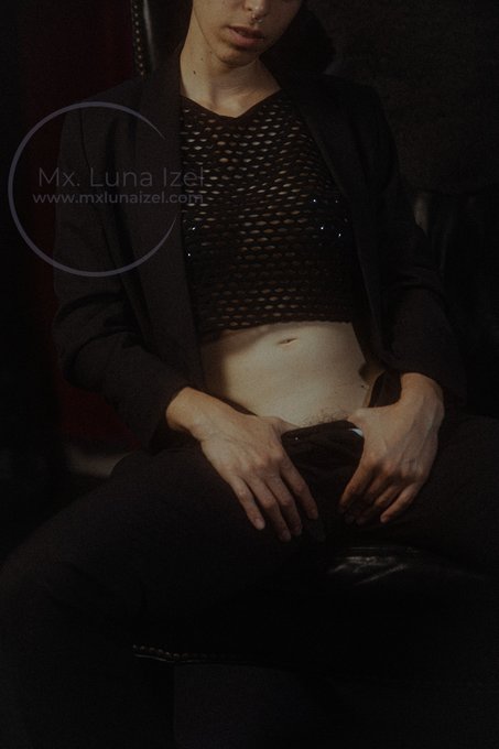 Submission form- https://t.co/6oft7e2ZxR Wishlist- https://t.co/PcyqpD5xpC SextPanther- https://t.co/GbZJSaP1Qj ManyVids-