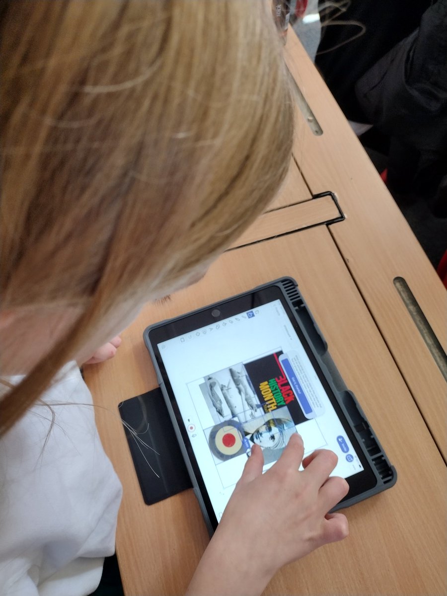 ClassOfMrP's tweet image. Really excited to be back using @explainevrythng for our @lemoisdesnoirs #RAF #WW2 pilots research. We&apos;ve researched Johnny Smythe, John Jellicoe Blair and Mohinder Singh Puji&apos;s passages to the UK and their celebrating their achievements in WW2 and beyond. #ClassOfMrP