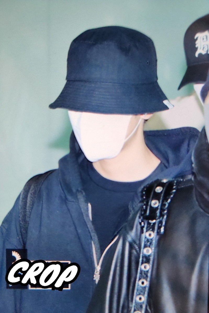_CROP_717's tweet photo. 221012 인공 출국
#세븐틴 #원우 #SEVENTEEN #WONWOO 
🖤리듬보이🖤 https://t.co/H5tDqwxvfq