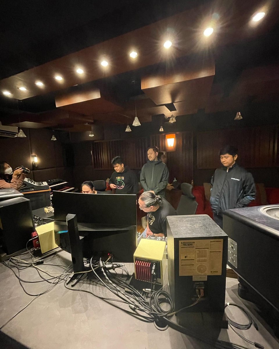 IvoryMusicPH's tweet photo. @eeveeband SOON!!! So excited on this! 👉🏻🥹👈🏻 https://t.co/NMdBlI9gGj