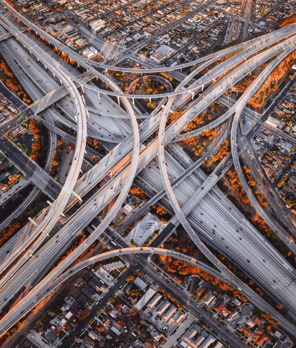 CivilEngDis's tweet photo. Los Angeles 🇺🇸
To Travel &amp; Visit The Most Beautiful Places In The World 🌎🧳✈️⛴️🚖 🏝️🌊
Click here 👇👇
https://t.co/IyLMdJHnXC https://t.co/0NSk33XSDD