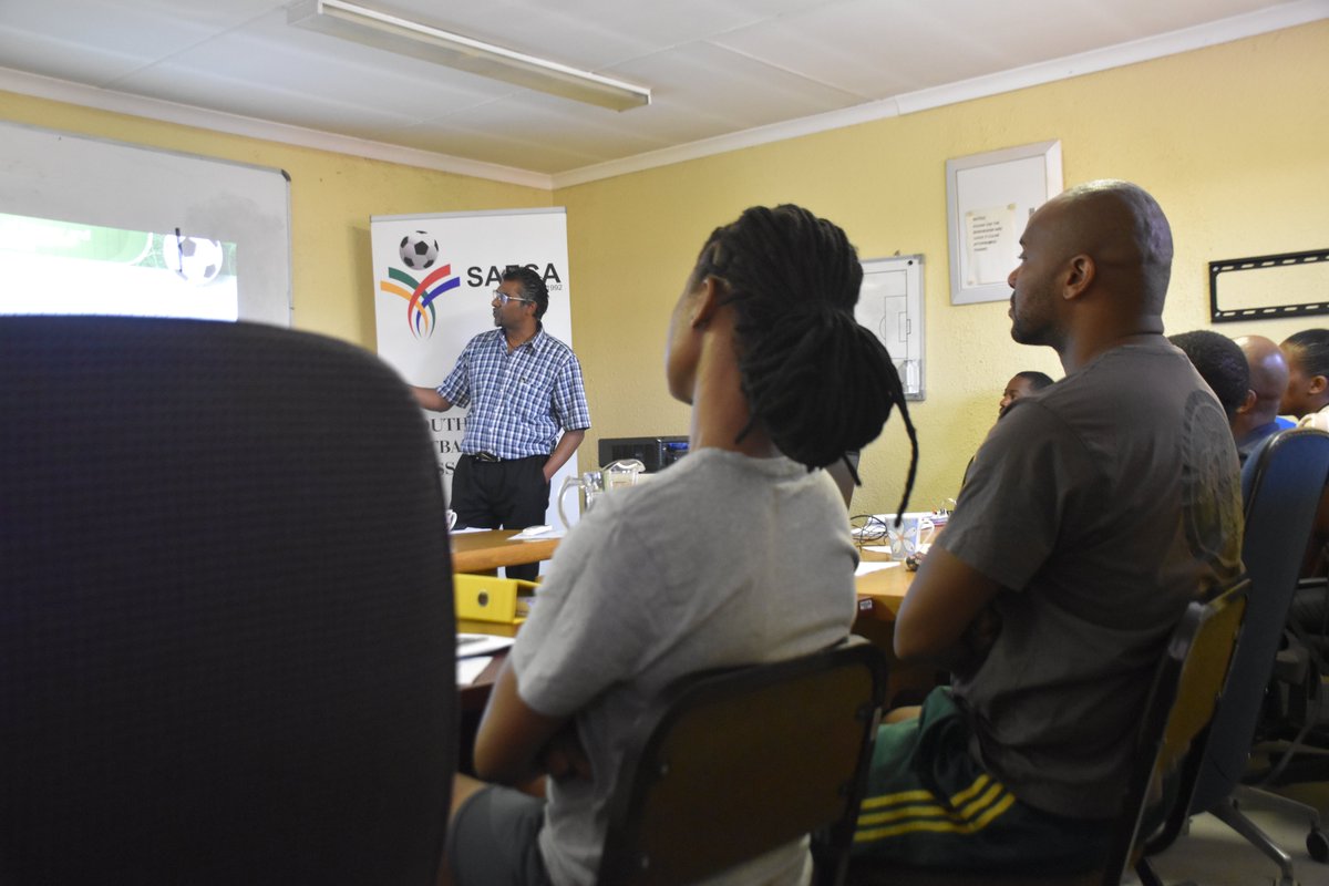 SAFCA92's tweet photo. Tuesday went well...
Safca-Cathsseta NQF Level 4 football coaching skills programme
We carry on until Friday.
#MaximalTraining https://t.co/NlppA1kmTL