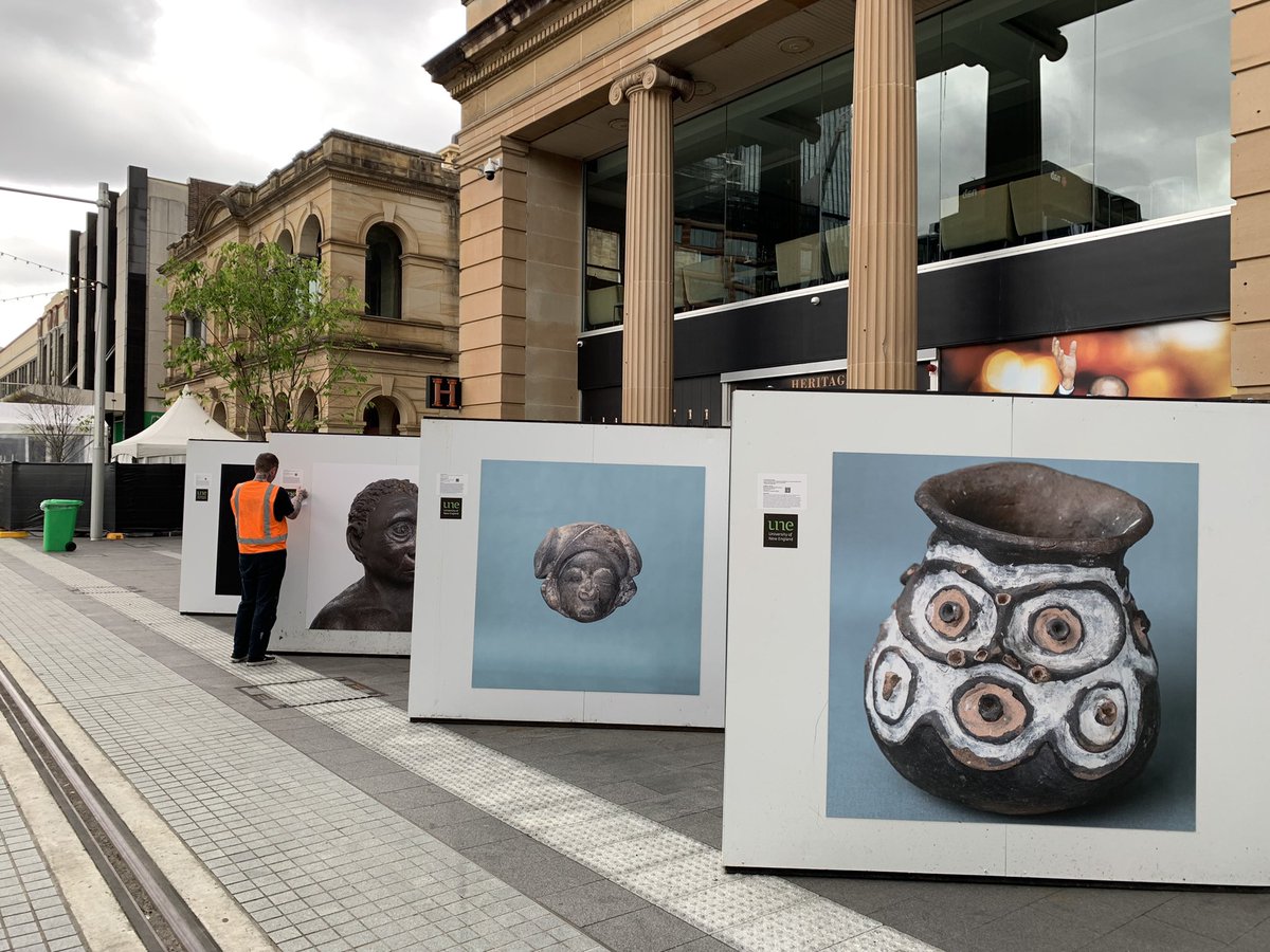 UNE Sydney tweet media