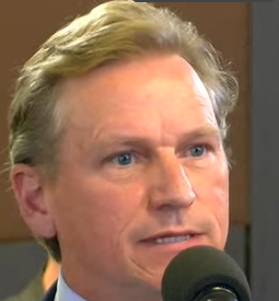 JulianAndrew63's tweet photo. Andrew Probyn: "Mr Dreyfus, when you were in opposition, unfairly or FAIRLY, you gained a reputation as "dobber in chief". You referred quite a few  ministers to the AFP, indeed um predecessors of yours as attorney-general, both George Brandis &amp; Christian Porter.../2 https://t.co/597kDCDZCG