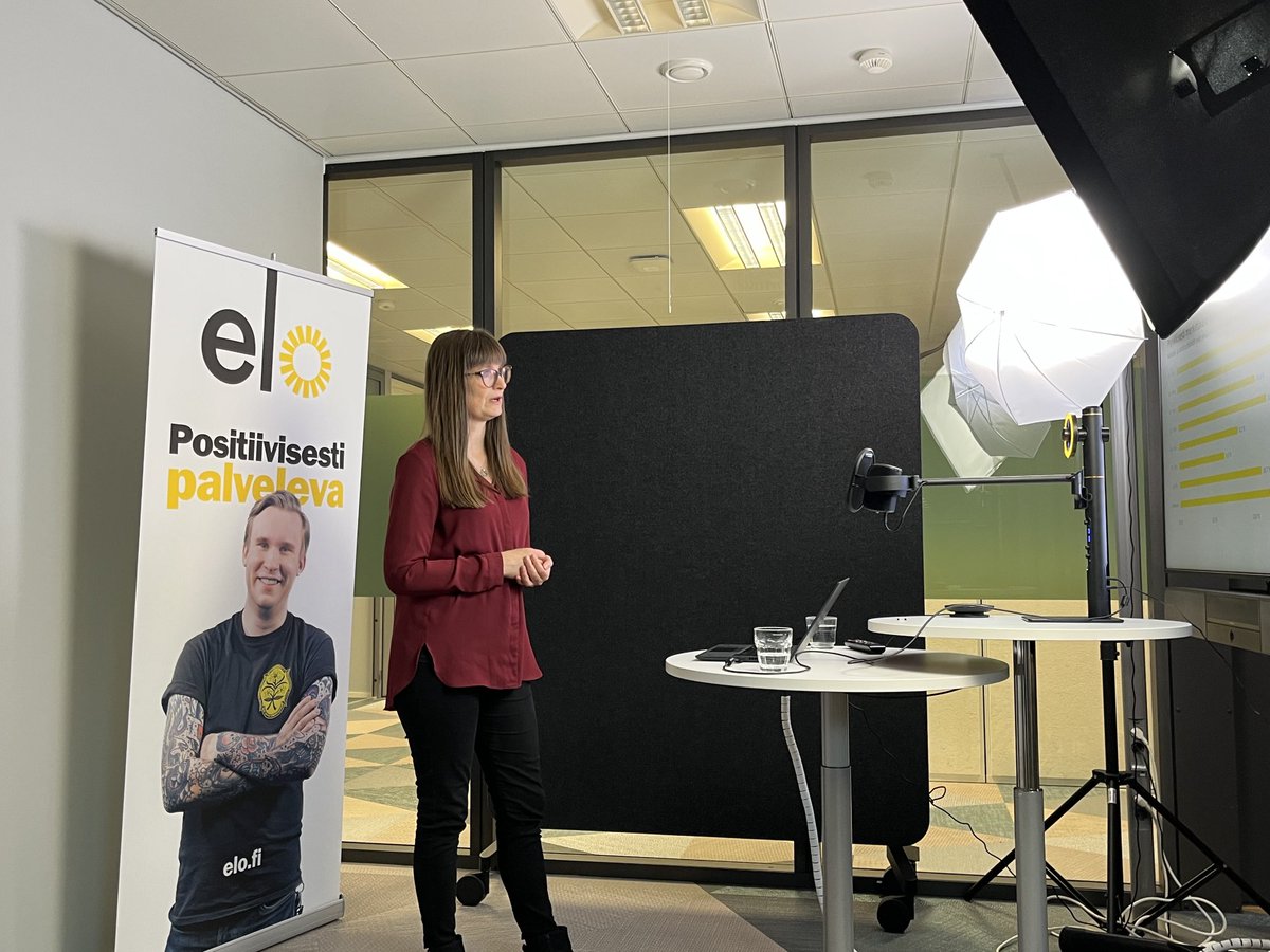 Työelämässä mielen hyvinvoinnin haasteet kasvavat. Tänään webinaarissa työkykygurumme ⁦<a href="/WallinMarjo/">Marjo Wallin</a>⁩ analysoi eri näkökulmista tutkimusten valossa tilannetta ja keinoja haasteiden taklaamiseen. 8.11. klo 15 avoin webinaari. Ilmoittaudu ⁦<a href="/EloTyoelake/">Työeläkeyhtiö Elo</a>⁩ verkkosivuilla!