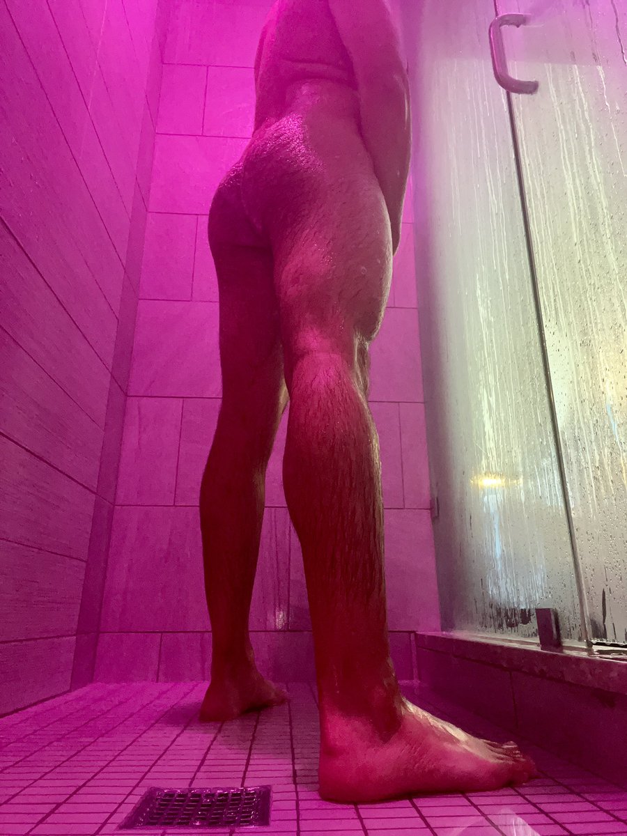 daniel_d0204's tweet photo. Showers are fun 😈💦🍑 Join me? 

#fuckme #gay #gaylatino #sub #bottom #thicc #openmeup https://t.co/LeTl327DlP