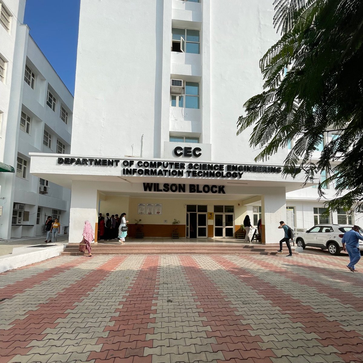 digimantralabs's tweet photo. The annual fest of  CSE department of Chandigarh Engineering College, has officially begun. DigiMantra labs is sponsoring the annual event this year. 

Come see us at CSE block 3 ! 
@cgc_landran
#techfest22 #technology #culturalfest #innovation https://t.co/6NzORV4Hzb