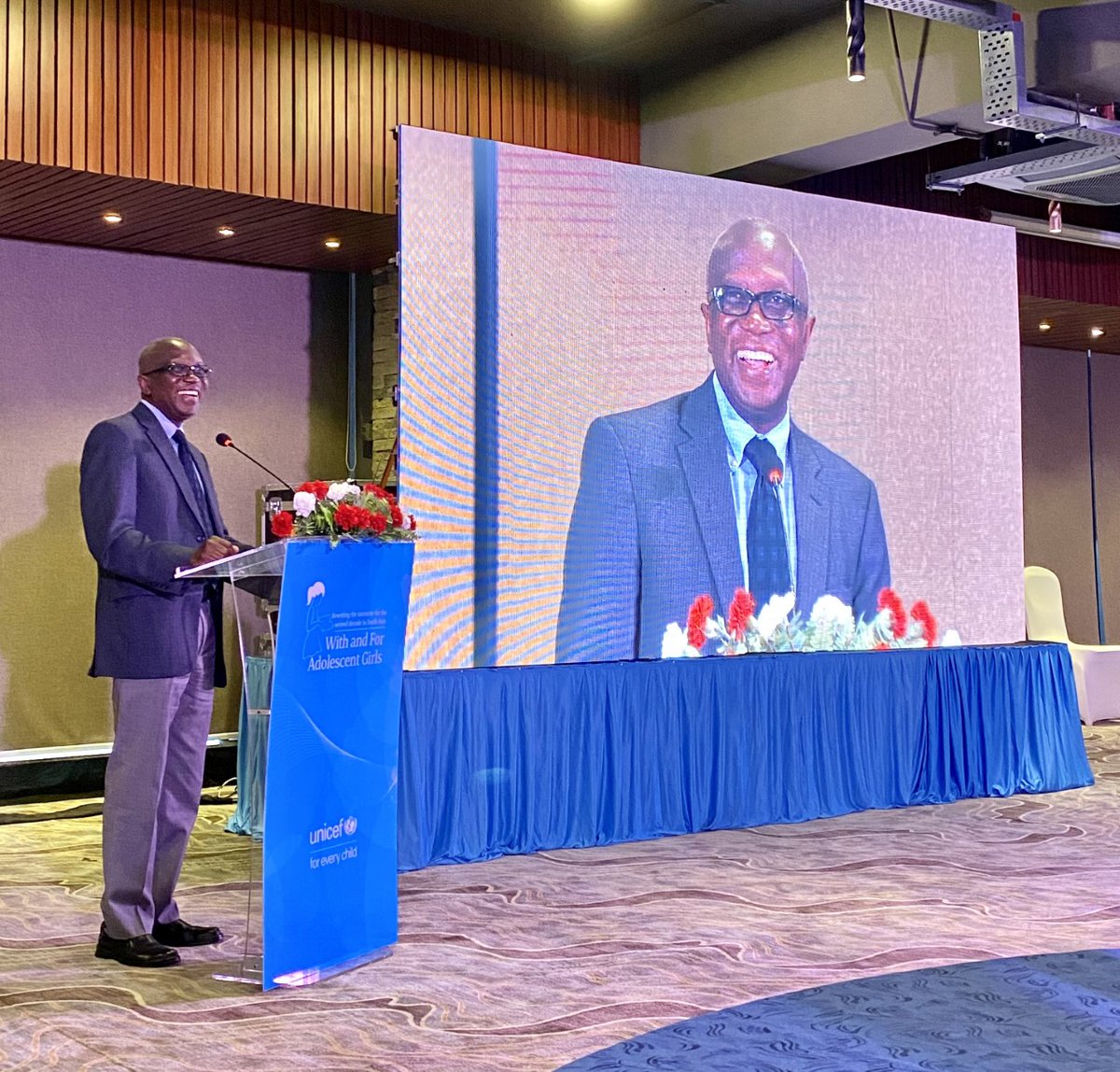 e_ham_c's tweet photo. “We have work to do for all girls, but we have even more work to do for those who are marginalized.”

Standing with and for girls across South Asia, @G_LaryeaAdjei Regional Director @UNICEFROSA opens today's #DayoftheGirl event in Kathmandu. 

#IDG2022 https://t.co/d92gqfE7K9