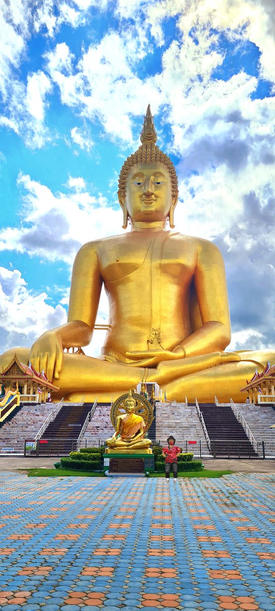 RapieTang's tweet photo. #泰国寺庙 - #红统府
#世界纪录- #最大的佛
#WorldRecord " The BIGGEST #Buddha" available on #WatMuang #AngThong #Thailand
#ThaiTemple
#วัดม่วง #อ่างทอง 🤩🤩😉
สุดอลังการ #หลวงพ่อใหญ่ aka #พระพุทธมหานวมินทร์ศากยมุนีศรีวิเศษชัยชาญ
https://t.co/ZakQM89EbS https://t.co/JjABKGK9WF