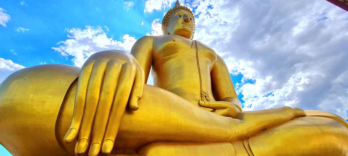 RapieTang's tweet photo. #泰国寺庙 - #红统府
#世界纪录- #最大的佛
#WorldRecord " The BIGGEST #Buddha" available on #WatMuang #AngThong #Thailand
#ThaiTemple
#วัดม่วง #อ่างทอง 🤩🤩😉
สุดอลังการ #หลวงพ่อใหญ่ aka #พระพุทธมหานวมินทร์ศากยมุนีศรีวิเศษชัยชาญ
https://t.co/ZakQM89EbS https://t.co/JjABKGK9WF