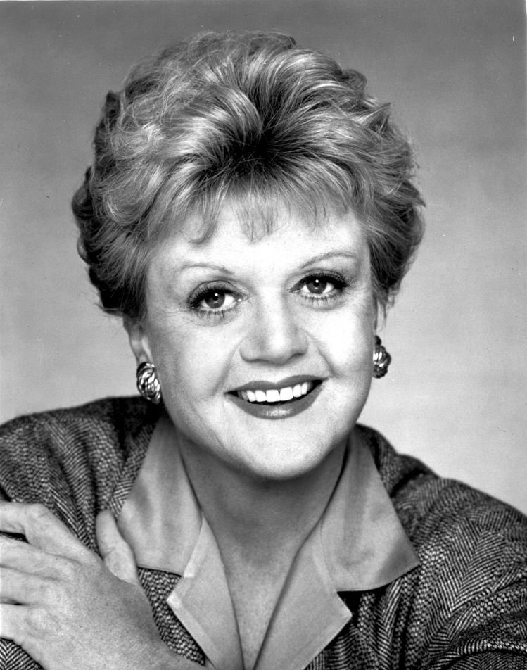 antoniobanderas's tweet photo. Rest In Peace #AngelaLansbury 🌹 https://t.co/Txz1aN0ZeS