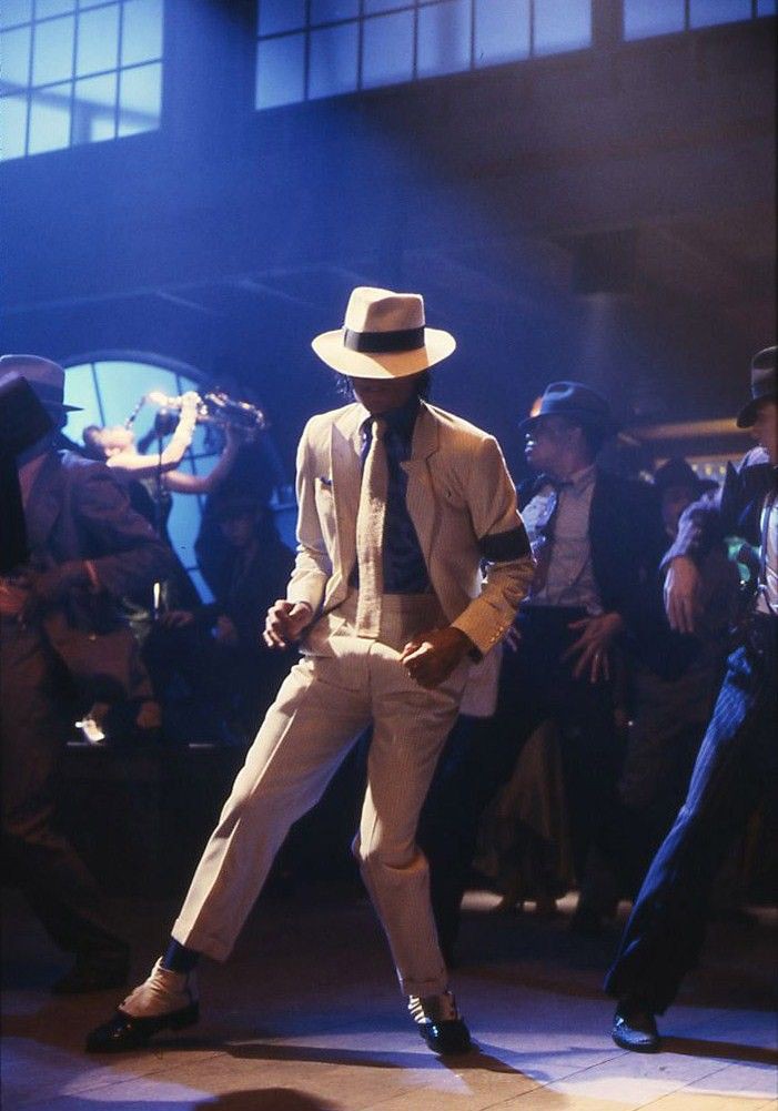 michaelp1cs's tweet photo. Michael Jackson, Smooth Criminal, 1988 https://t.co/i072bwn9vV