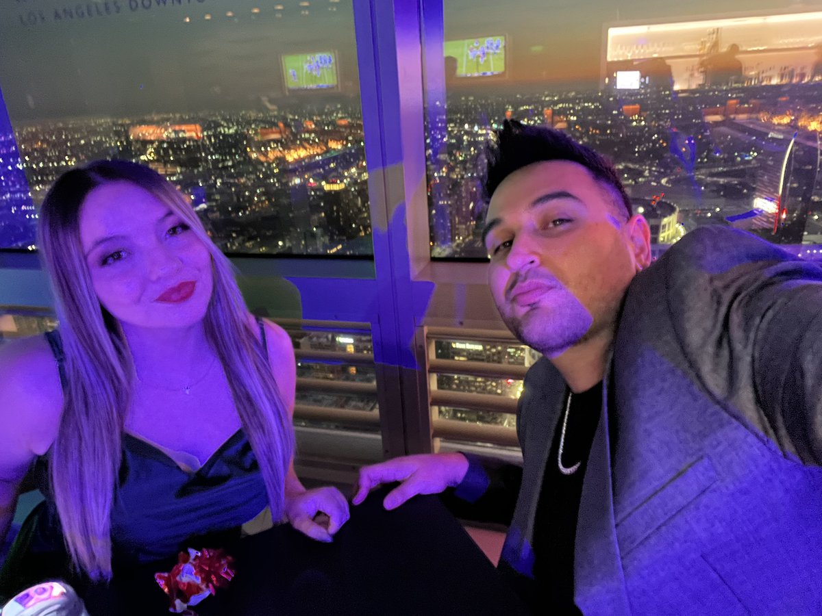AR182's tweet photo. October 3rd! Our first year anniversary β€οΈβπ₯ I love you so much, I wanted Los Angeles to know #spire73 https://t.co/AtbsjQy6UO