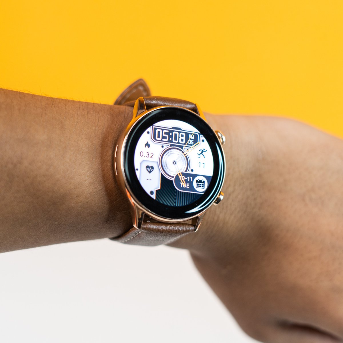 techbharat's tweet photo. First look of Gizmore Gizfit Glow 1.37"
- 1.37" AMOLED Display
- 500 NITS Brightness
- BT Calling
- Voice Assistance
- IP67 Water Resistant
- Rotatory Crown
- 15-Days Working Time
@gizmoreindia
#gizmore #fitness #samrtwatch #madeinindia #btcalling #amoled https://t.co/CSUrdPrxE4